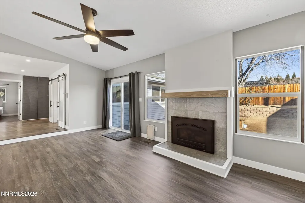 908 Pinewood Sparks NV 89434