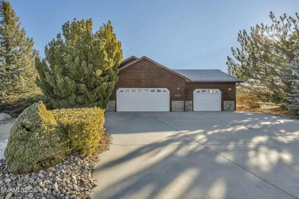 1317 Bridle Minden NV 89423