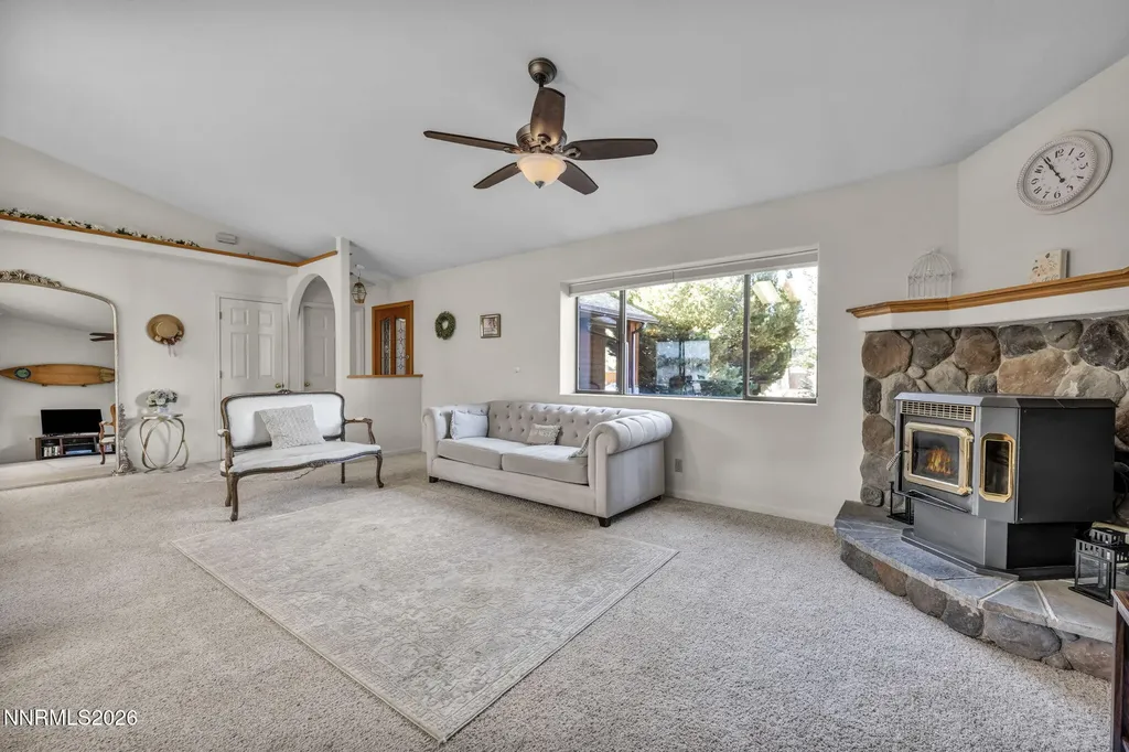 1317 Bridle Minden NV 89423