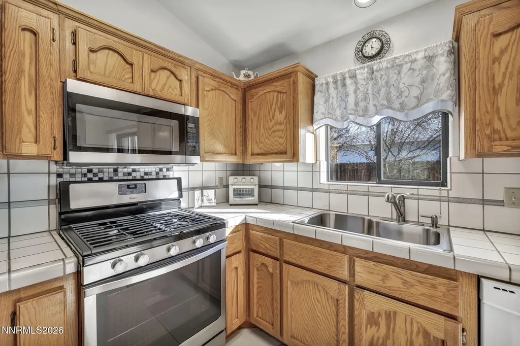 1317 Bridle Minden NV 89423