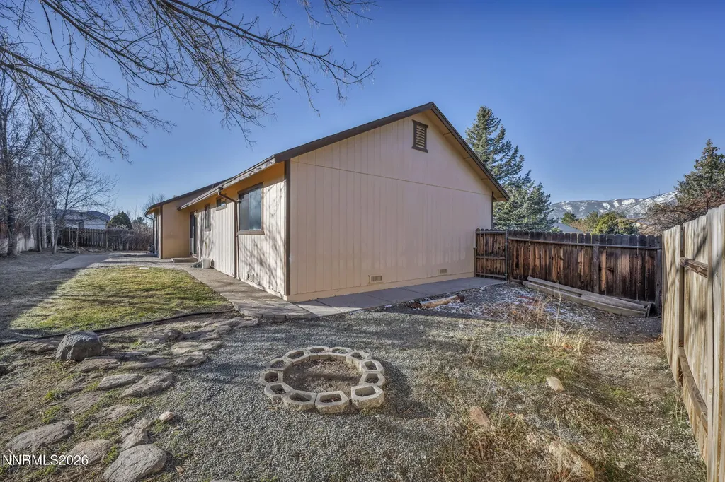 1317 Bridle Minden NV 89423