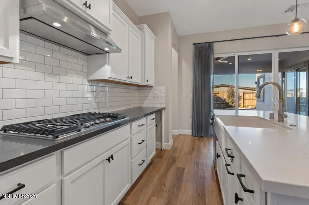 2221 Paint Horse Reno NV 89521
