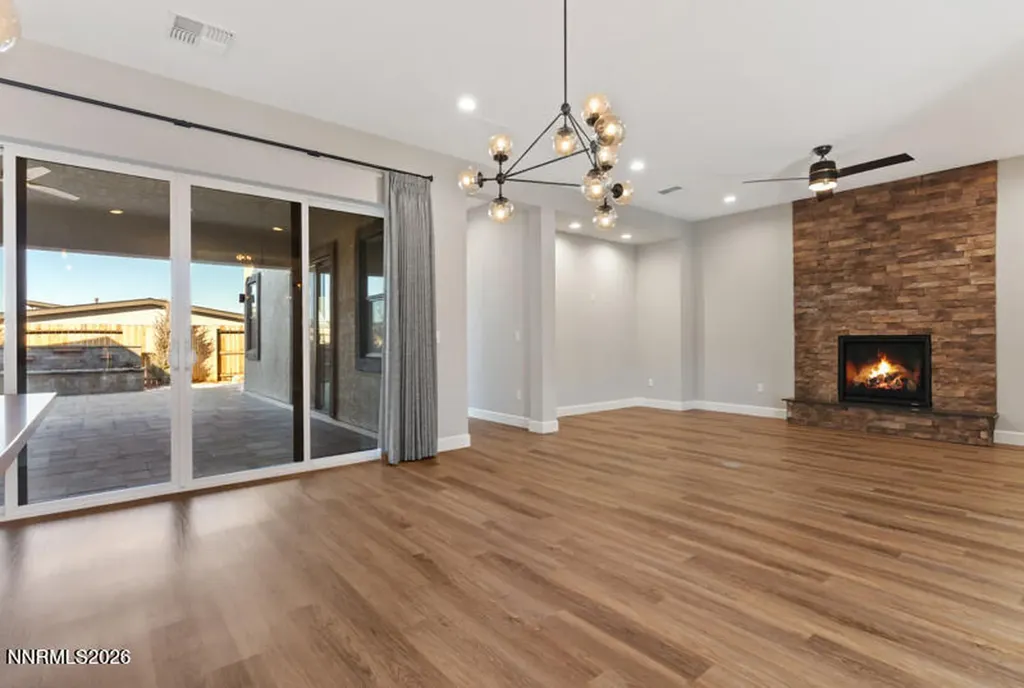 2221 Paint Horse Reno NV 89521