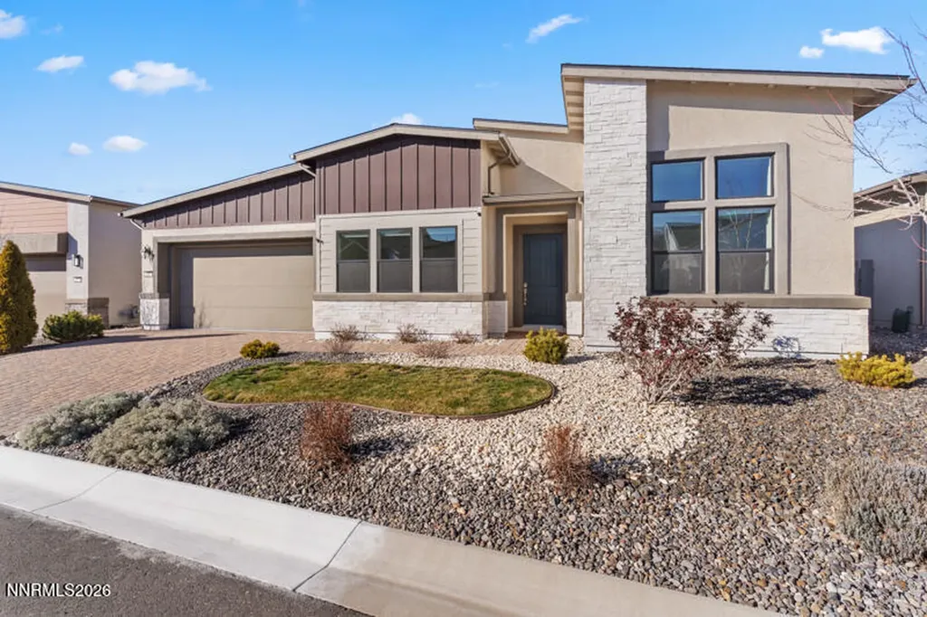 2221 Paint Horse Reno NV 89521
