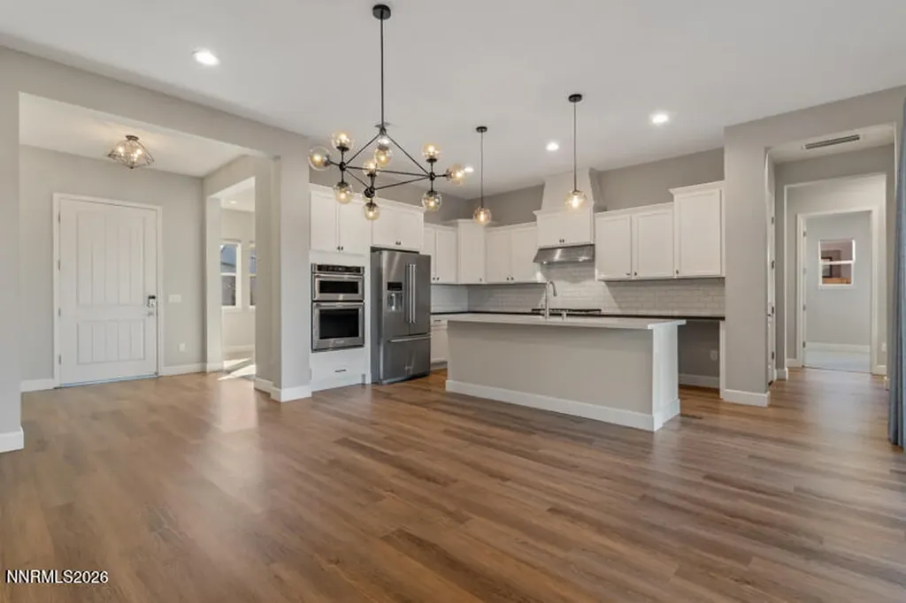 2221 Paint Horse Reno NV 89521