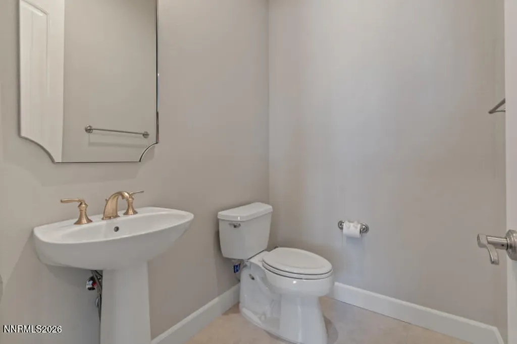 2221 Paint Horse Reno NV 89521