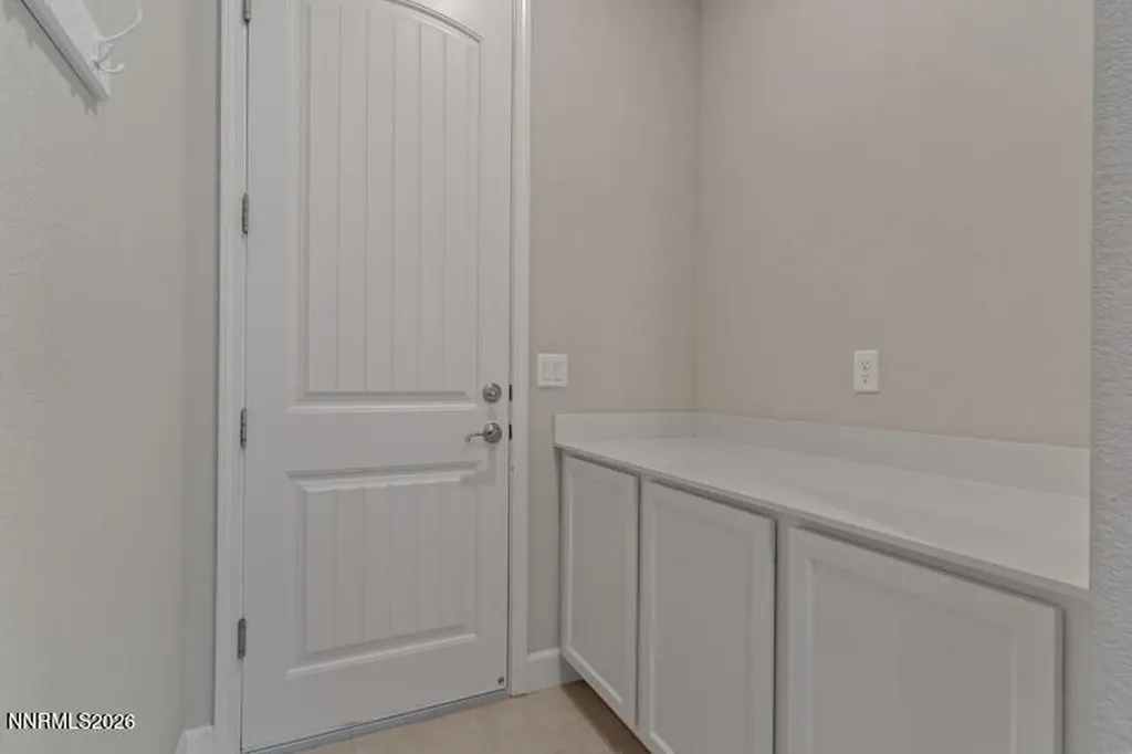 2221 Paint Horse Reno NV 89521