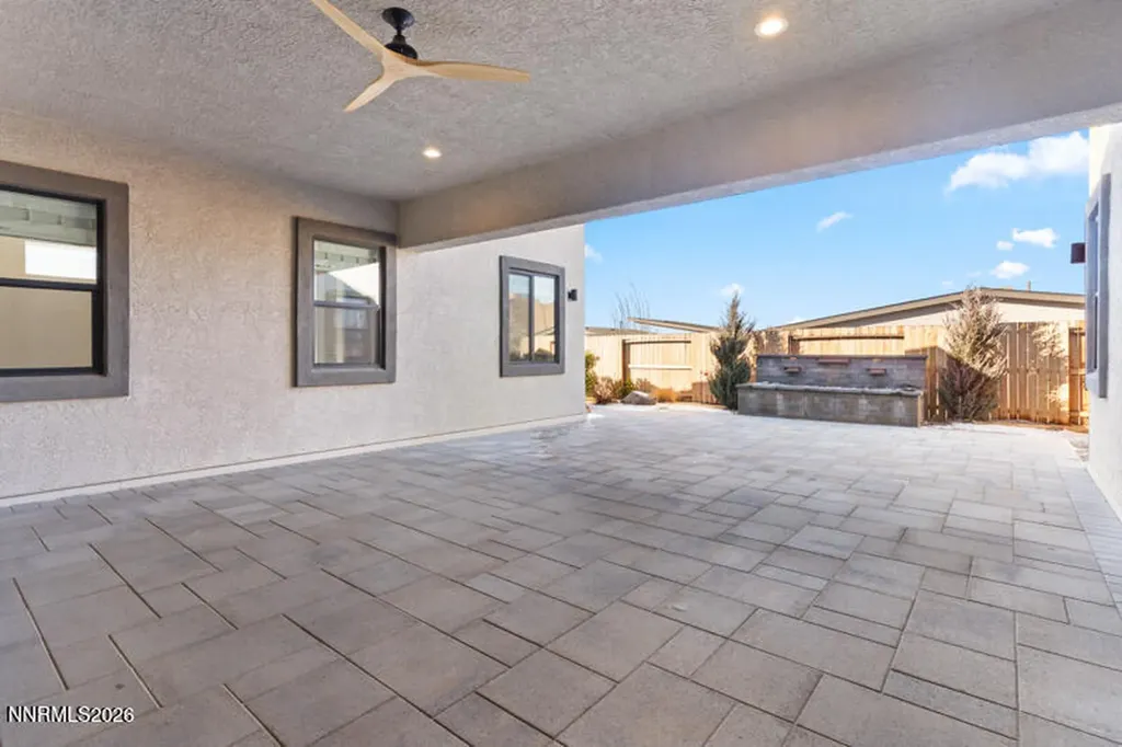 2221 Paint Horse Reno NV 89521