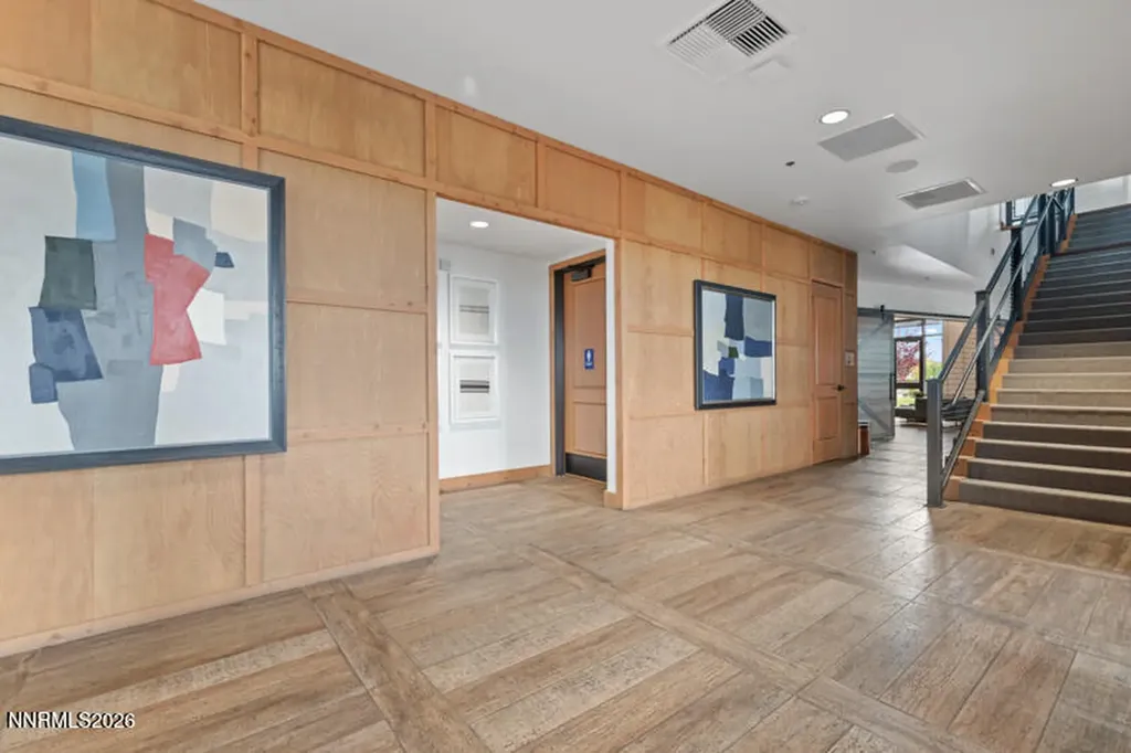 2221 Paint Horse Reno NV 89521