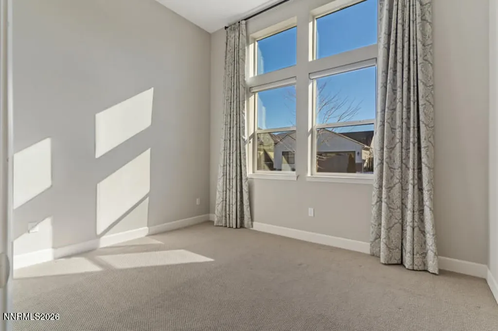 2221 Paint Horse Reno NV 89521