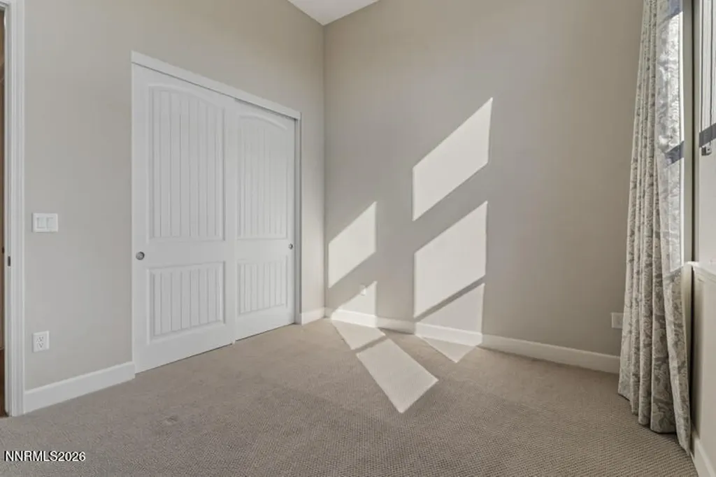 2221 Paint Horse Reno NV 89521