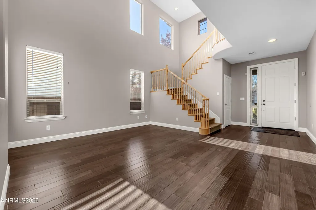 645 Paso Fino Reno NV 89521