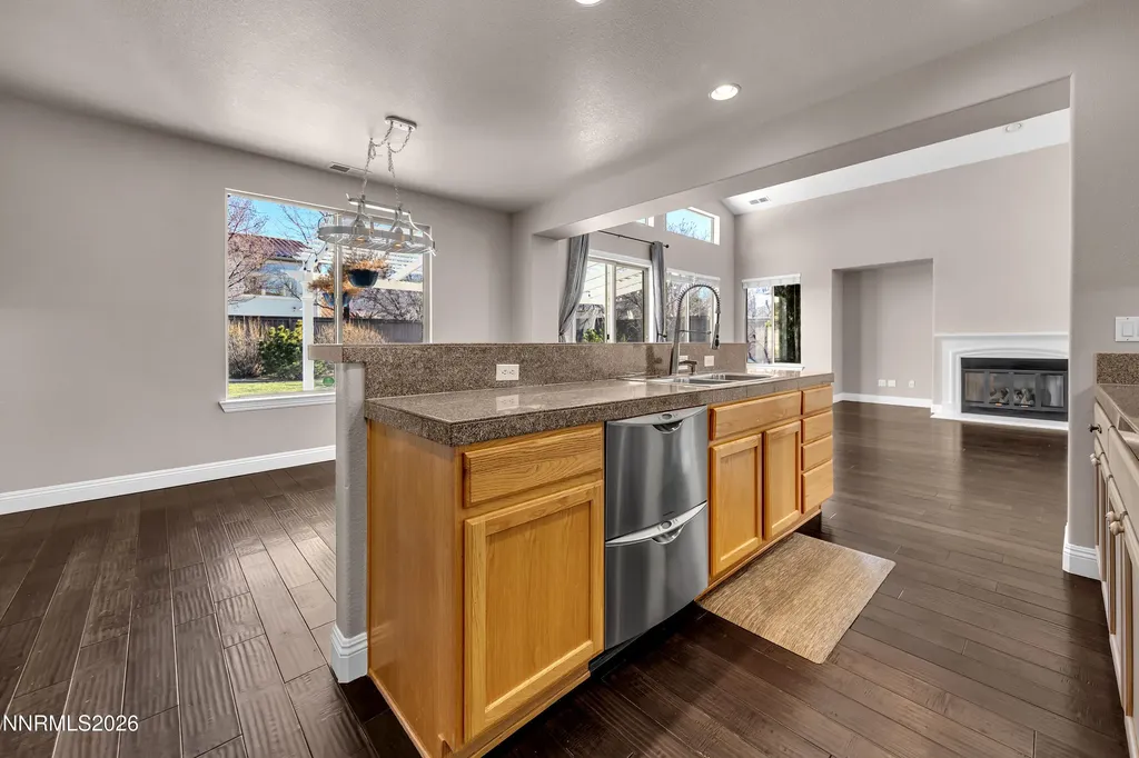 645 Paso Fino Reno NV 89521