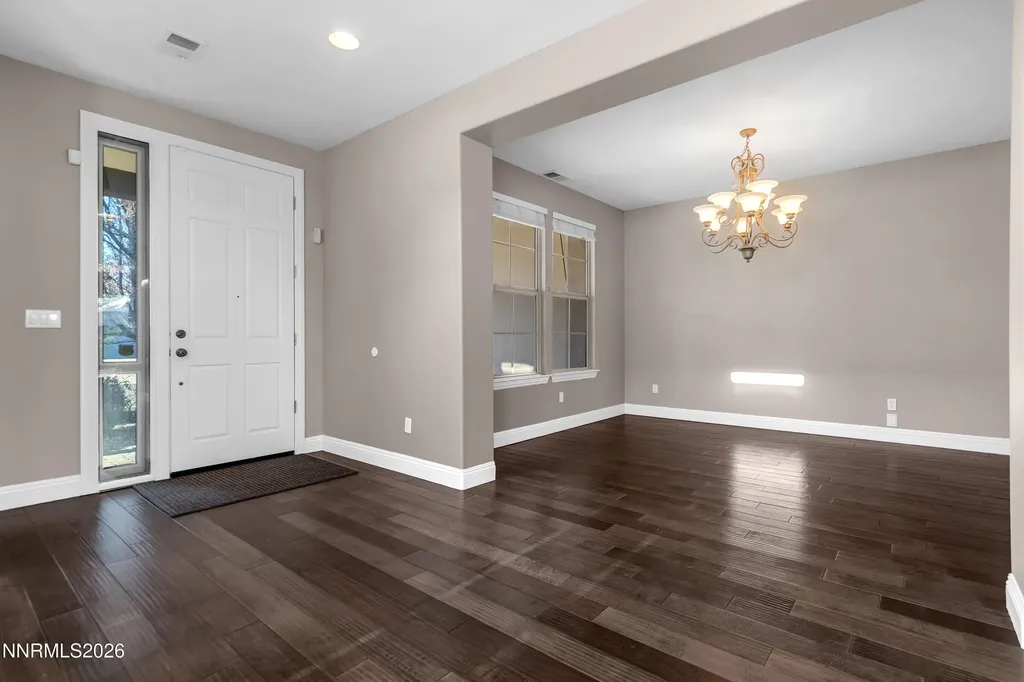 645 Paso Fino Reno NV 89521