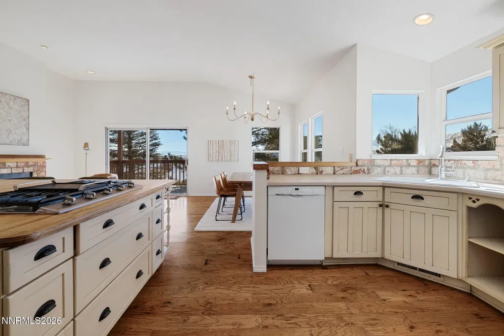 1062 Buck Mountain Reno NV 89506