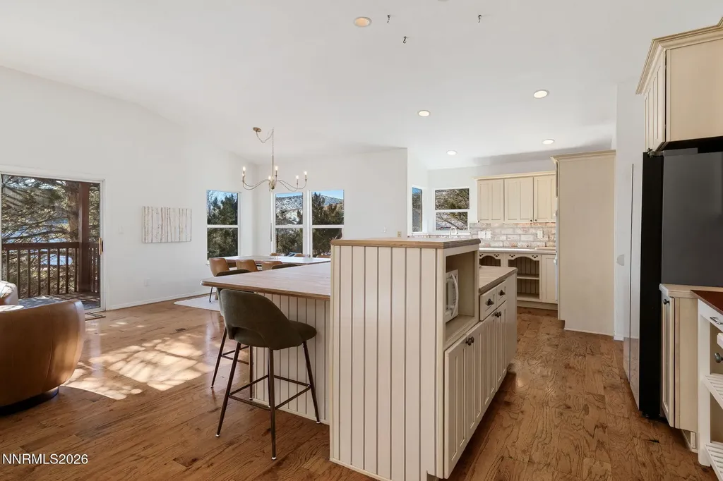1062 Buck Mountain Reno NV 89506