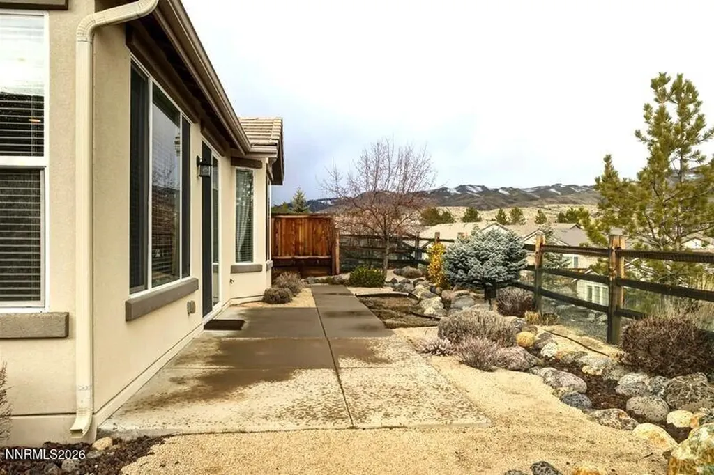 1140 Sugar Creek Reno NV 89523