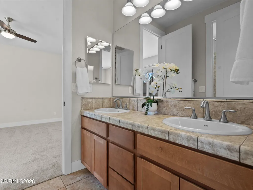 5585 Hidden Valley Reno NV 89502