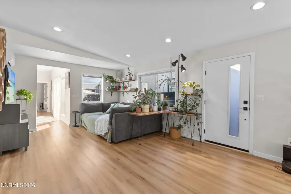 536 Sinclair Reno NV 89501
