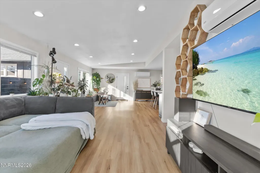 536 Sinclair Reno NV 89501