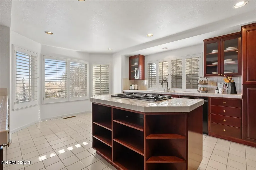 6170 Chaise Reno NV 89519