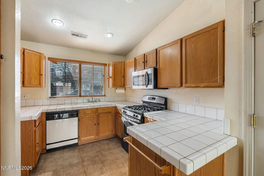 4531 China Rose Reno NV 89502