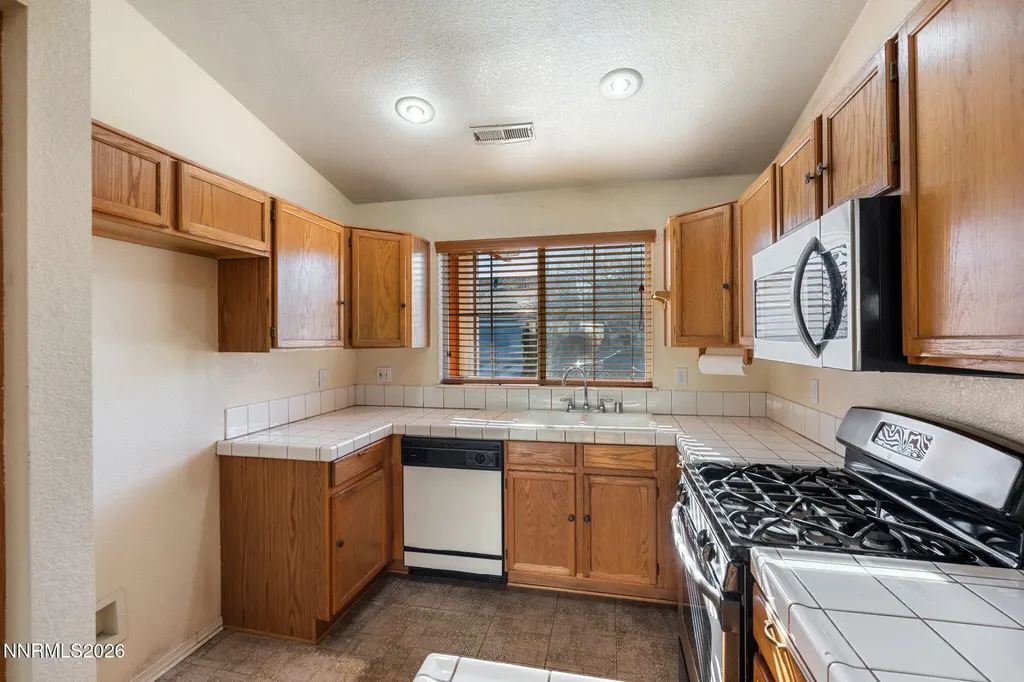 4531 China Rose Reno NV 89502