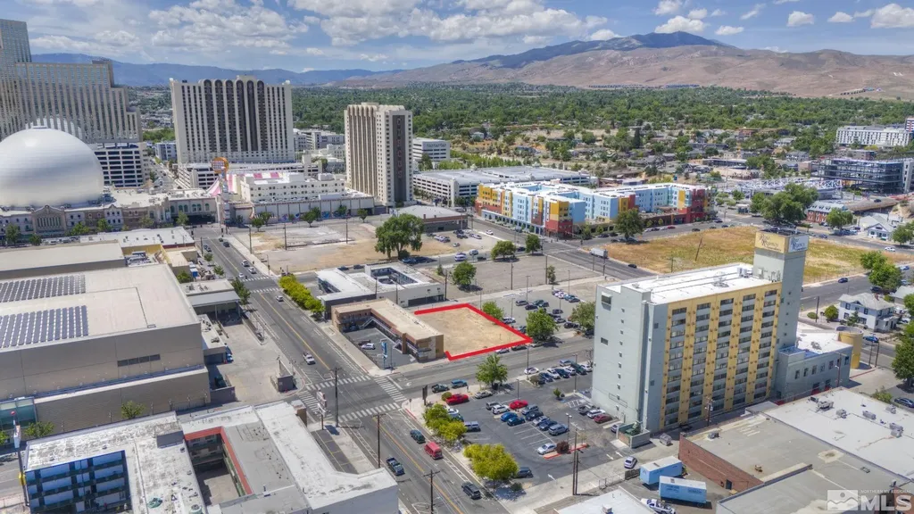521 Lake Reno NV 89501