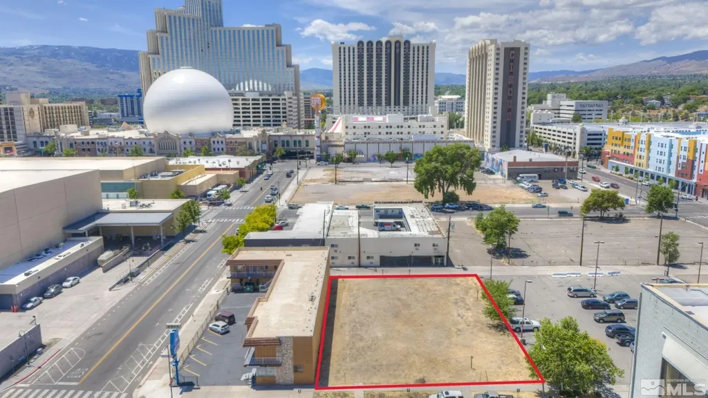 521 Lake Reno NV 89501