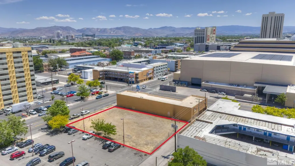 521 Lake Reno NV 89501