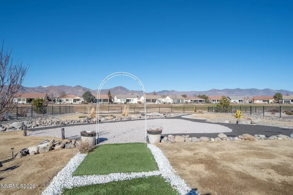 520 Stonehaven Dayton NV 89403