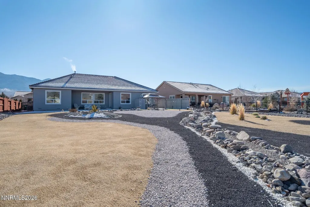 520 Stonehaven Dayton NV 89403
