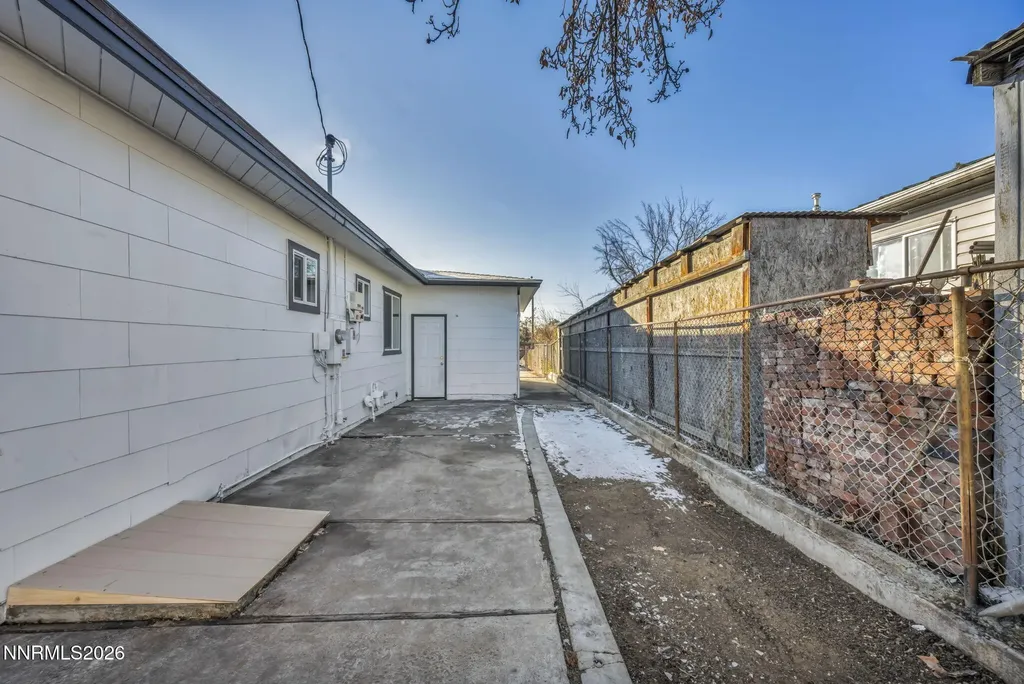 1545 Haddock Reno NV 89512