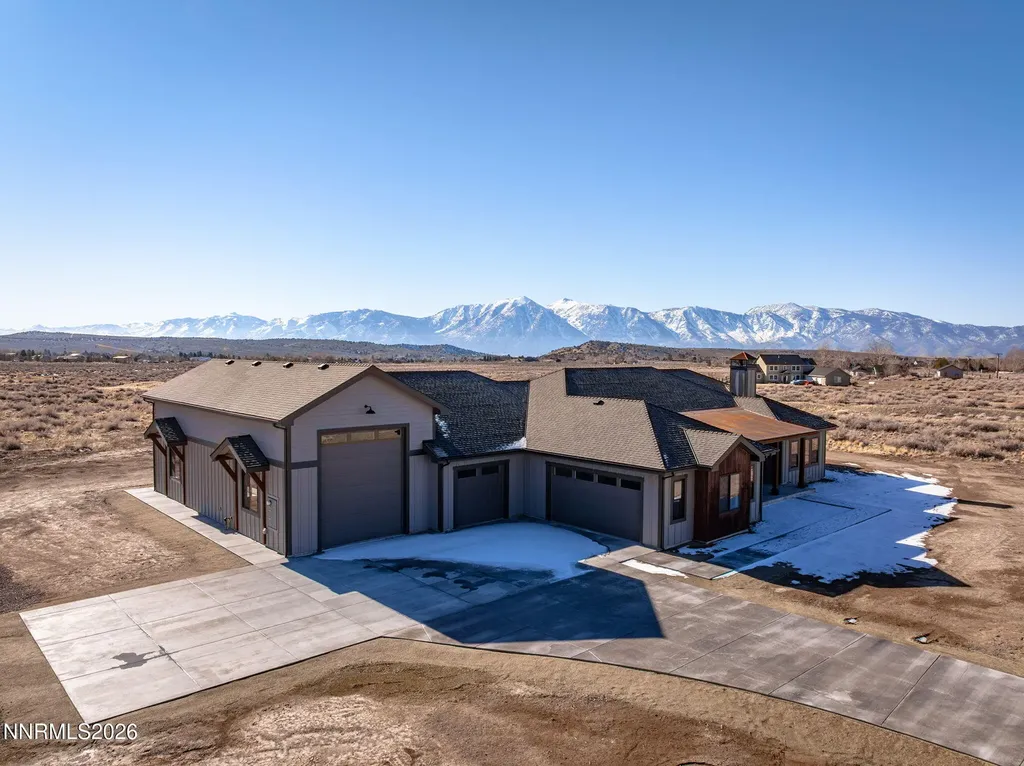 2401 Blaze Gardnerville NV 89410