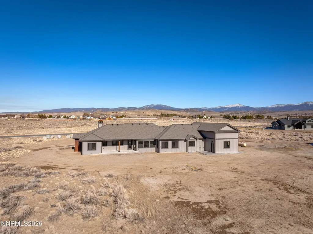 2401 Blaze Gardnerville NV 89410