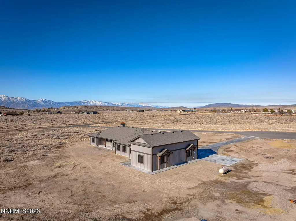 2401 Blaze Gardnerville NV 89410