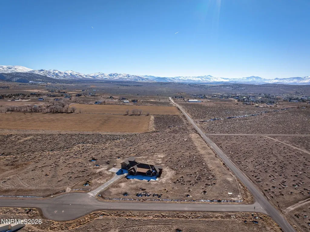 2401 Blaze Gardnerville NV 89410