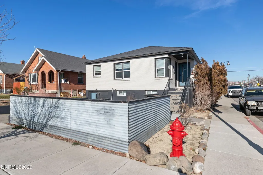 943 Wells Reno NV 89502