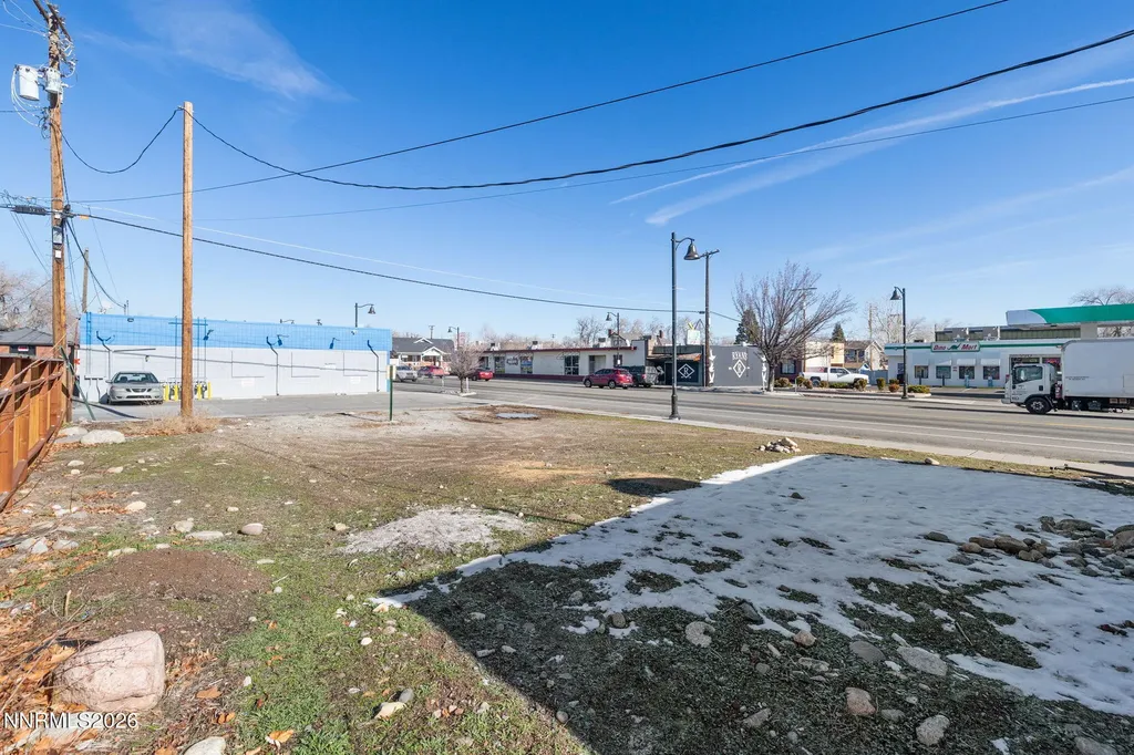 943 Wells Reno NV 89502