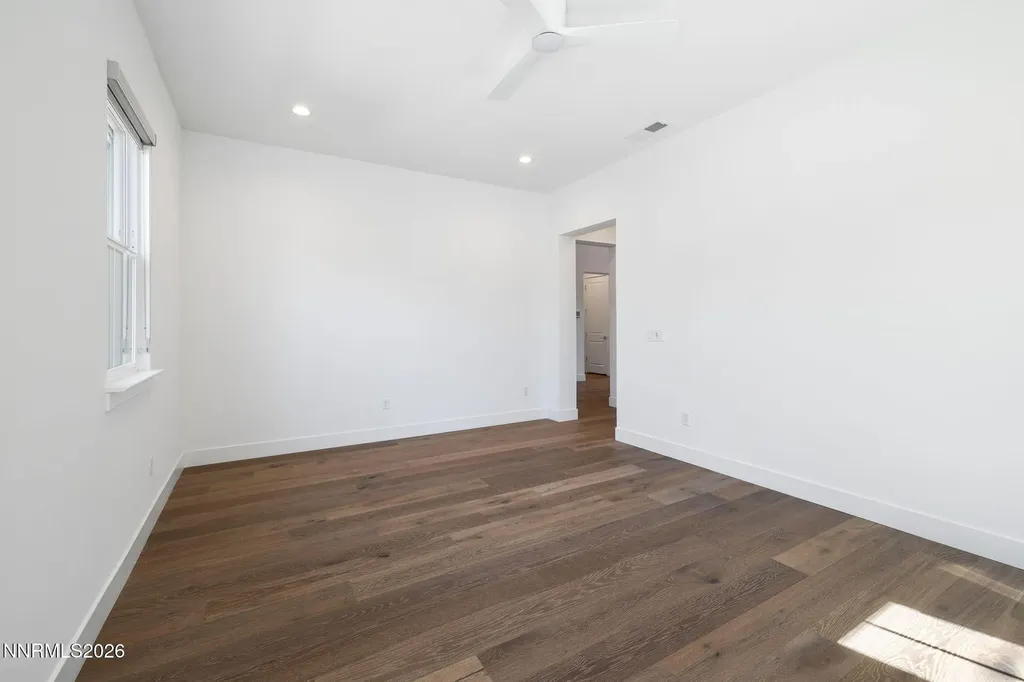 5406 Side Saddle Reno NV 89509