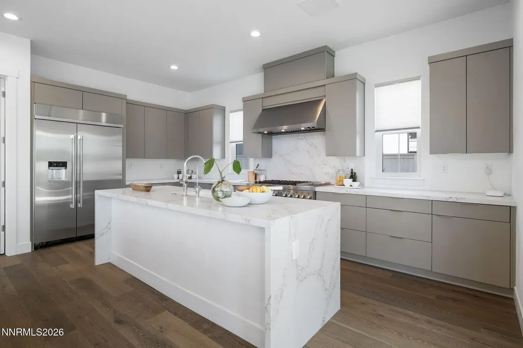 5406 Side Saddle Reno NV 89509