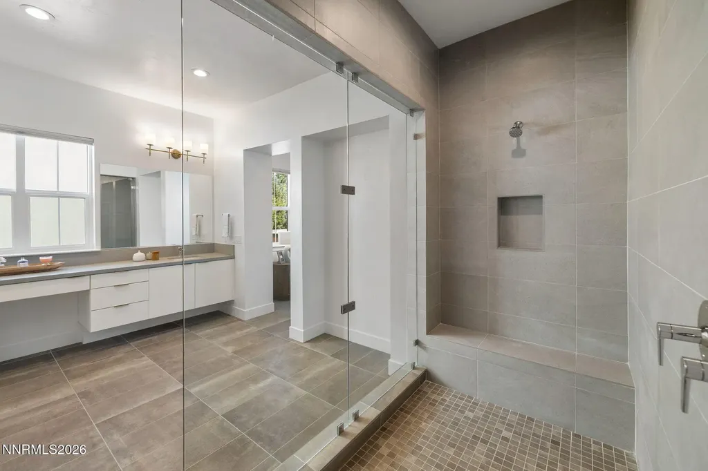 5406 Side Saddle Reno NV 89509