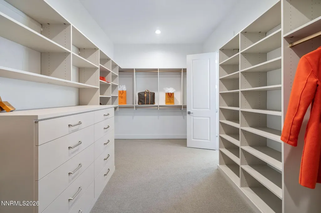 5406 Side Saddle Reno NV 89509