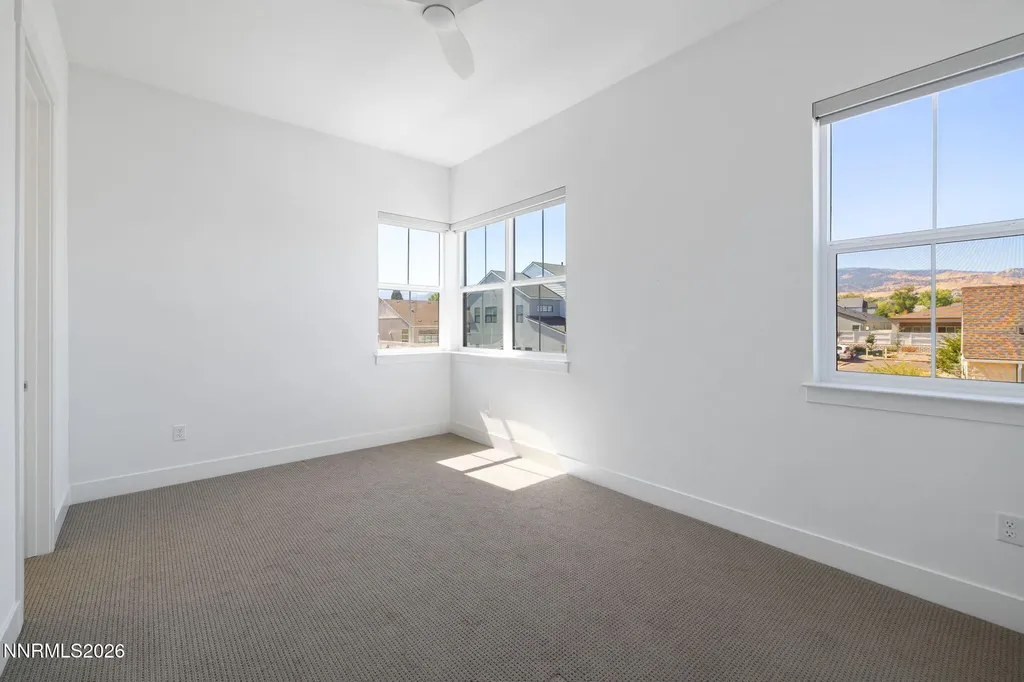 5406 Side Saddle Reno NV 89509