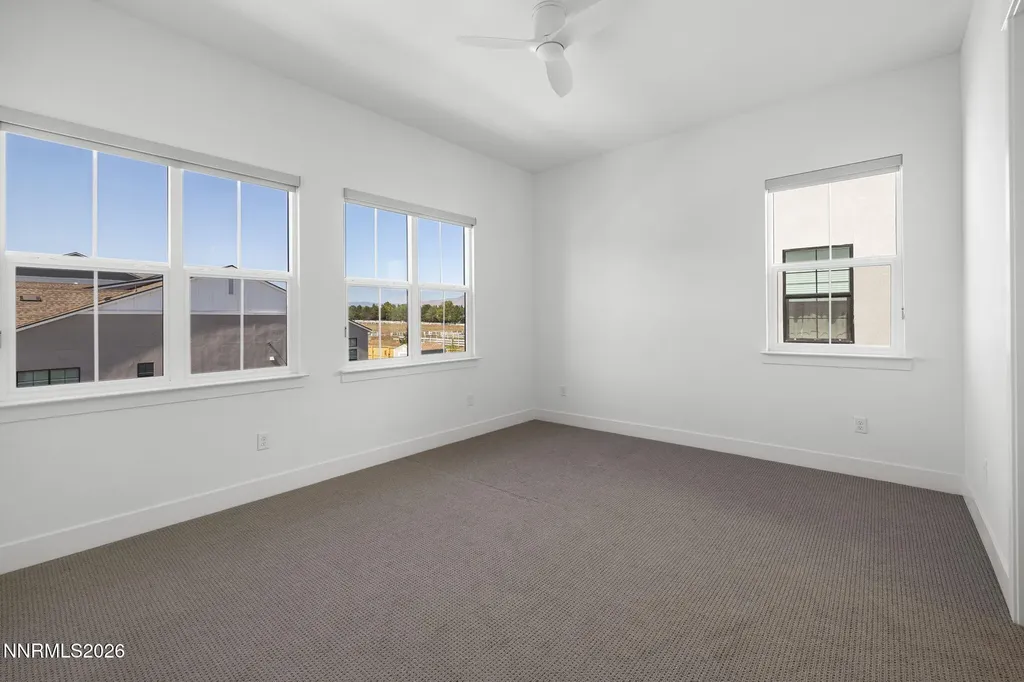 5406 Side Saddle Reno NV 89509