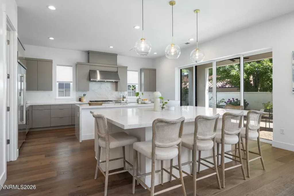 5406 Side Saddle Reno NV 89509