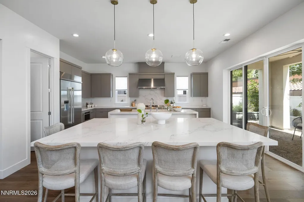 5406 Side Saddle Reno NV 89509
