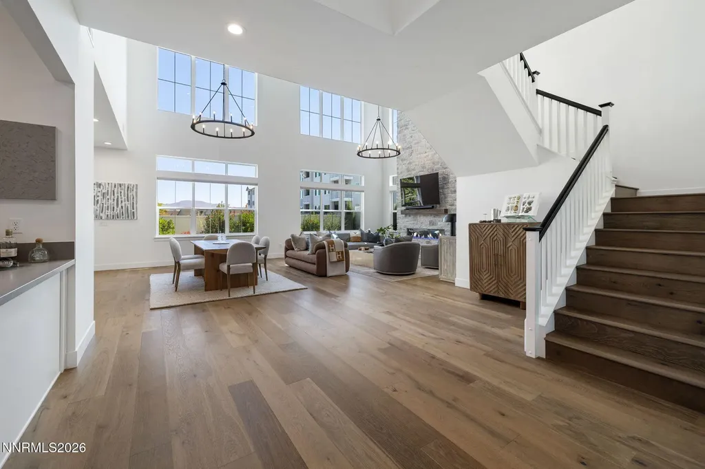 5406 Side Saddle Reno NV 89509
