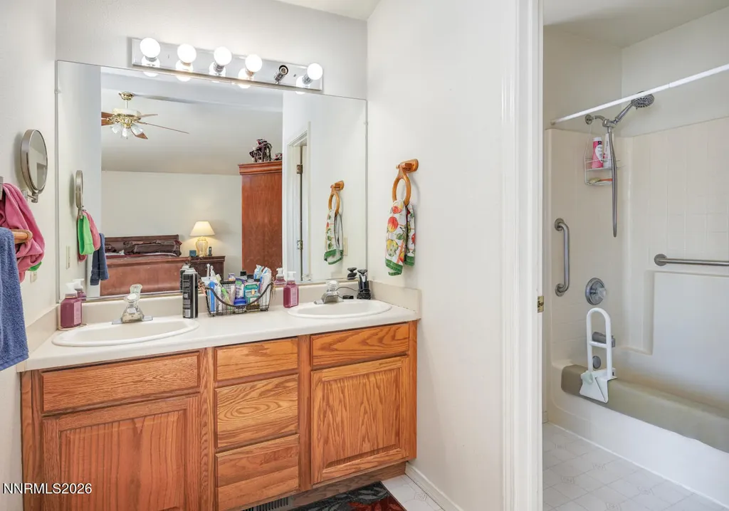 2100 Birch Fallon NV 89406