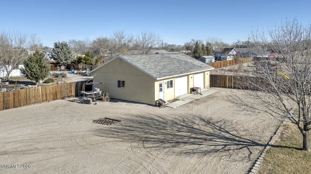 2100 Birch Fallon NV 89406